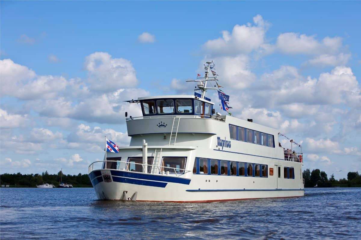 Bus- en boottocht Alde Feanen naar Leeuwarden 2026